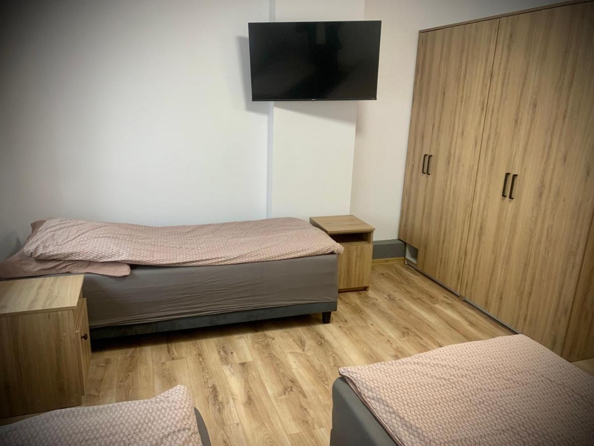 Hostel Sportowa Плоньск Экстерьер фото