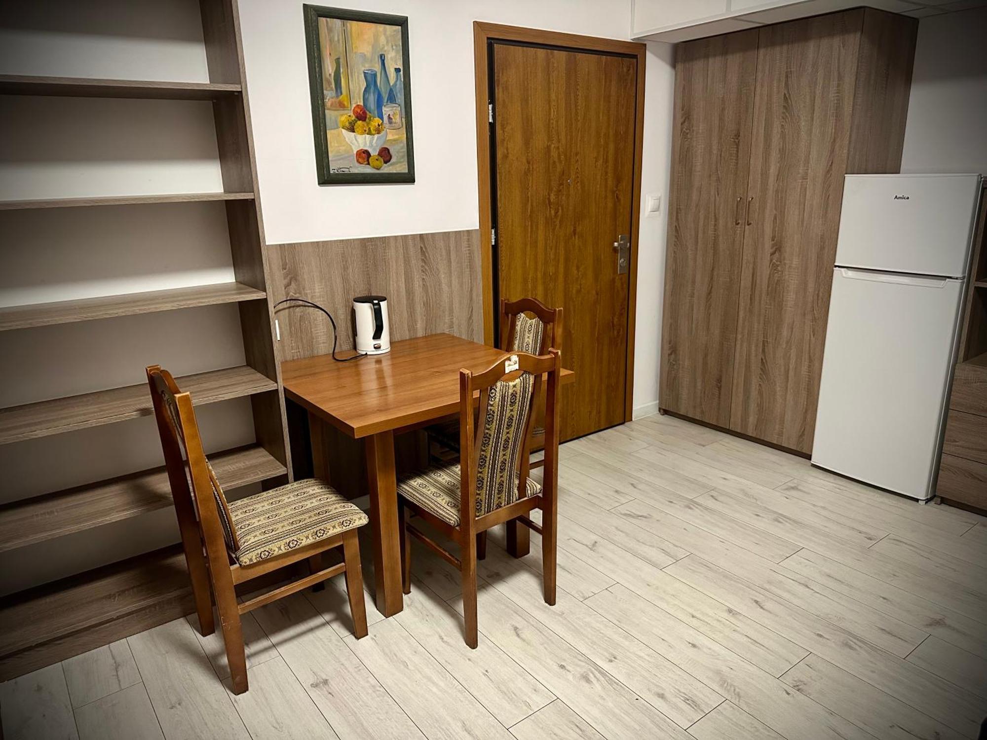 Hostel Sportowa Плоньск Экстерьер фото